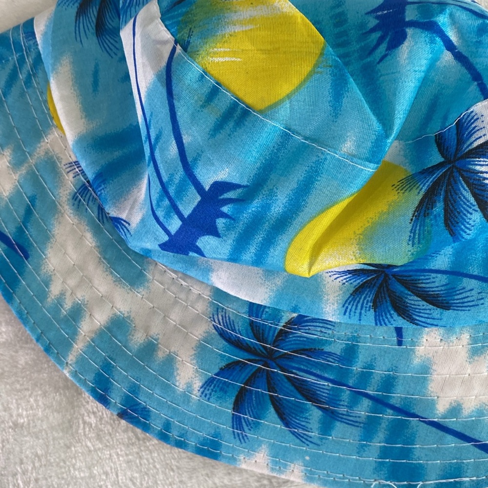 Blue tropical bucket hat - Picture 15 of 16